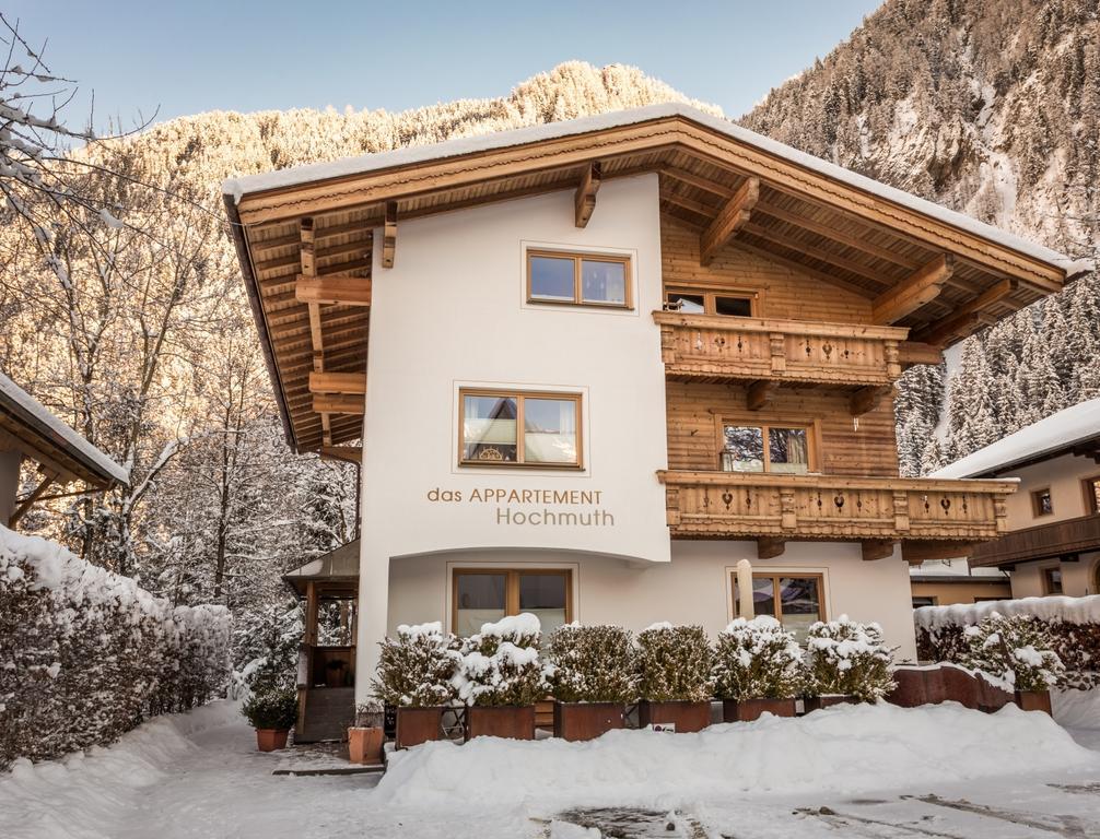 Alpen Appartements Hochmuth Mayrhofen Exteriör bild